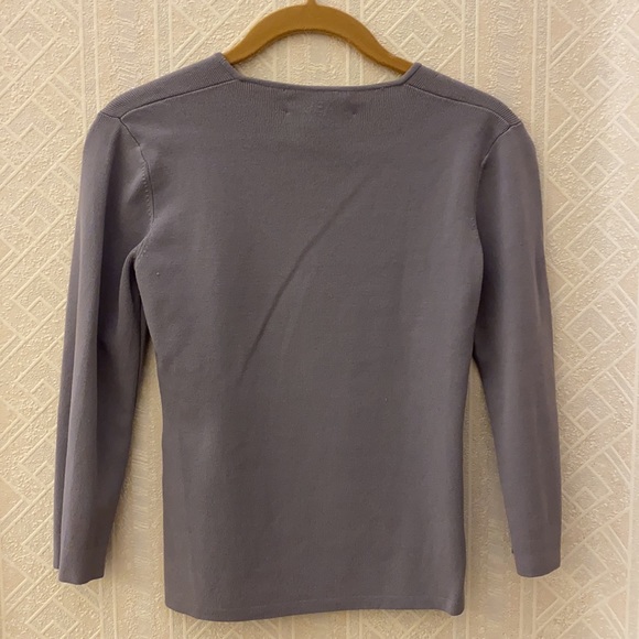 Gray knit top by Joseph A. - Picture 4 of 4